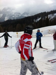 altAumBE2ceYx0qwgWlDvUH_SdIuEATaAMgA-4oo2gaiNXC